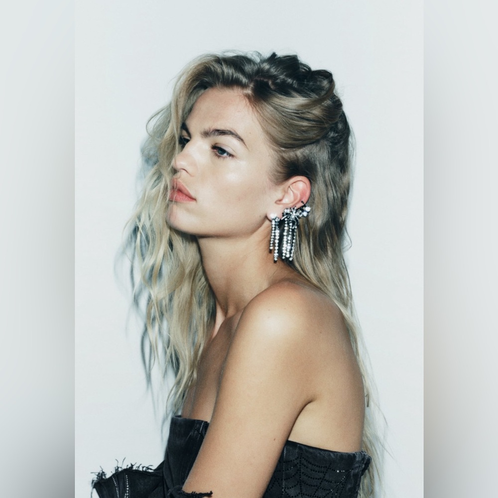 Zara 💎💎💎Rhinestone Ear Cuff - NWT - Picture 6 of 9